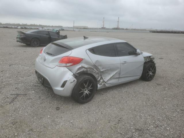 Photo 2 VIN: KMHTC6AD0DU153075 - HYUNDAI VELOSTER 