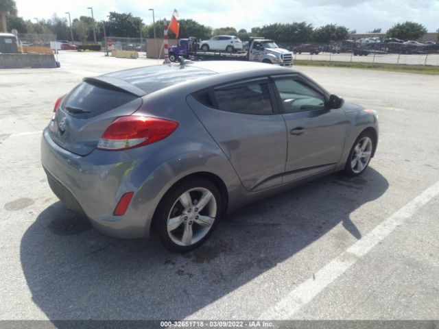 Photo 3 VIN: KMHTC6AD0EU203992 - HYUNDAI VELOSTER 