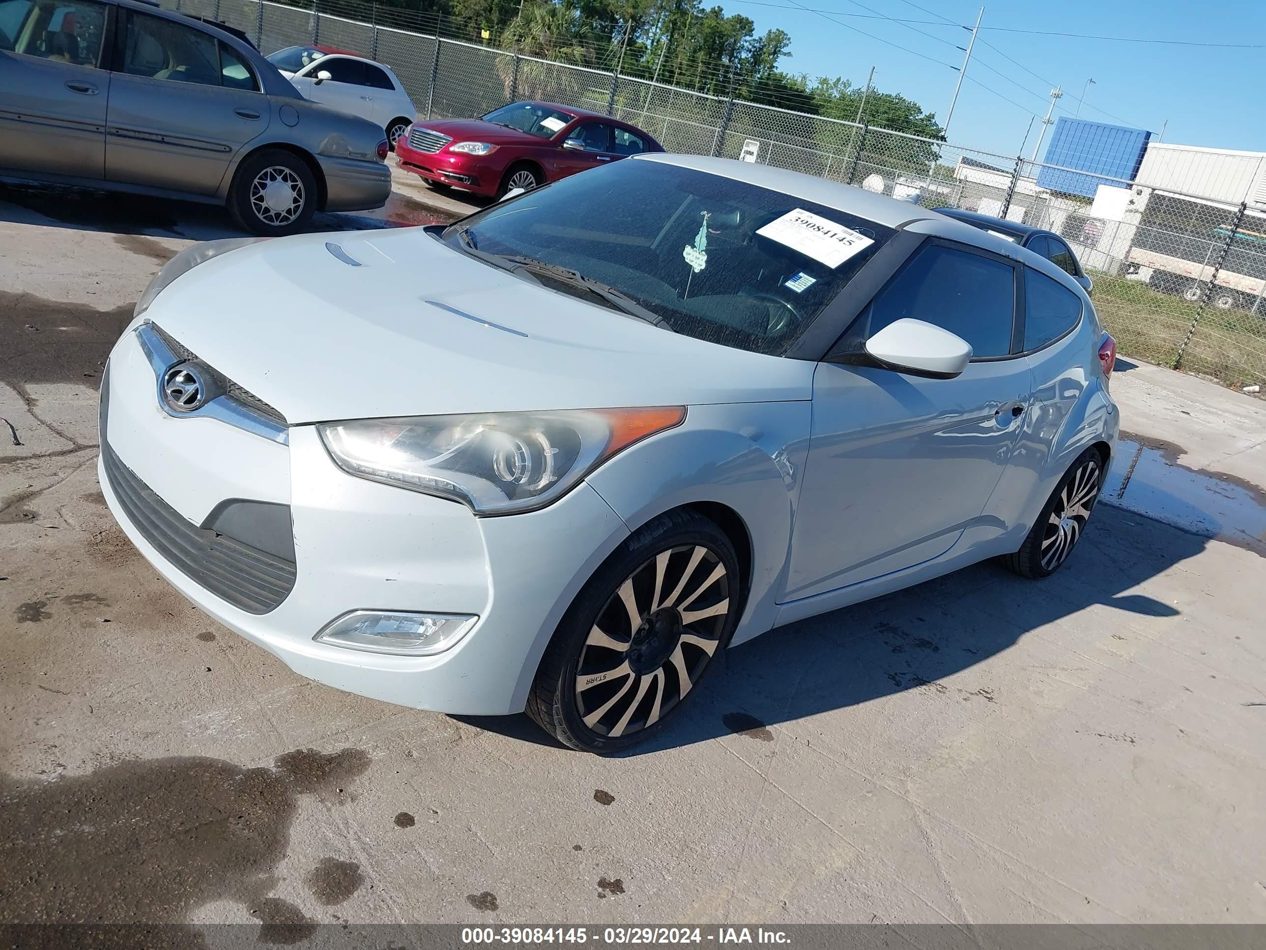 Photo 5 VIN: KMHTC6AD0EU213504 - HYUNDAI VELOSTER 