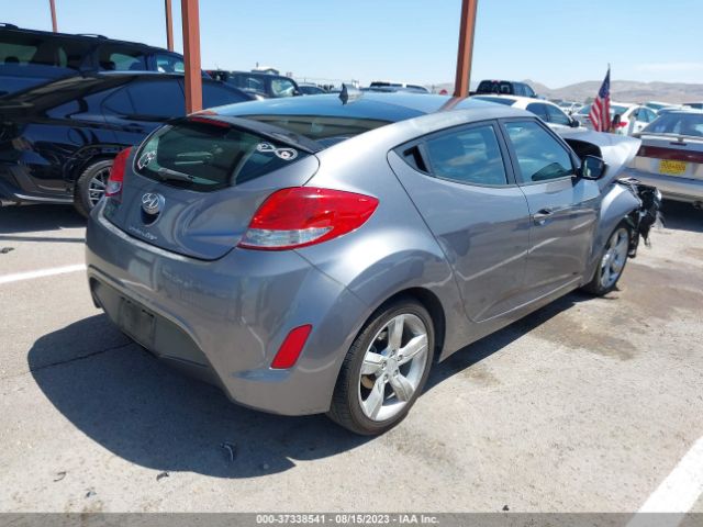 Photo 3 VIN: KMHTC6AD0FU227081 - HYUNDAI VELOSTER 