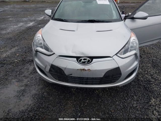 Photo 5 VIN: KMHTC6AD0FU236783 - HYUNDAI VELOSTER 