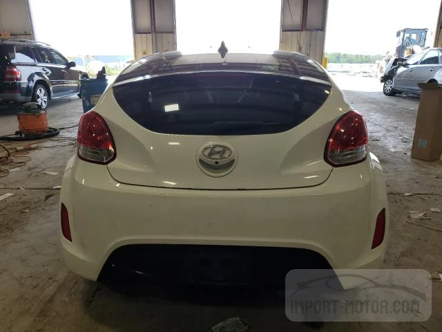 Photo 5 VIN: KMHTC6AD0FU236993 - HYUNDAI VELOSTER 