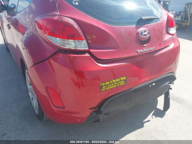 Photo 5 VIN: KMHTC6AD0FU244804 - HYUNDAI VELOSTER 