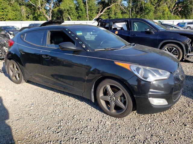 Photo 3 VIN: KMHTC6AD0GU253584 - HYUNDAI VELOSTER 