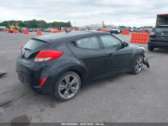 Photo 3 VIN: KMHTC6AD0GU257974 - HYUNDAI VELOSTER 