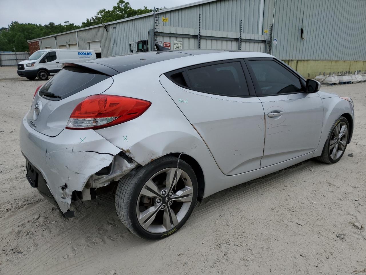 Photo 2 VIN: KMHTC6AD0GU266478 - HYUNDAI VELOSTER 