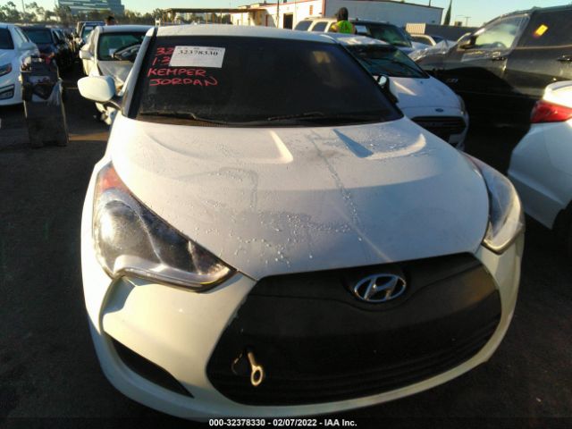 Photo 5 VIN: KMHTC6AD0GU270756 - HYUNDAI VELOSTER 