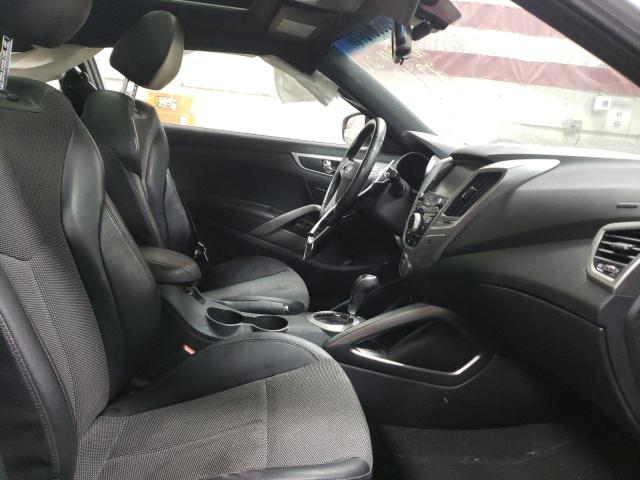 Photo 4 VIN: KMHTC6AD0GU277979 - HYUNDAI VELOSTER 