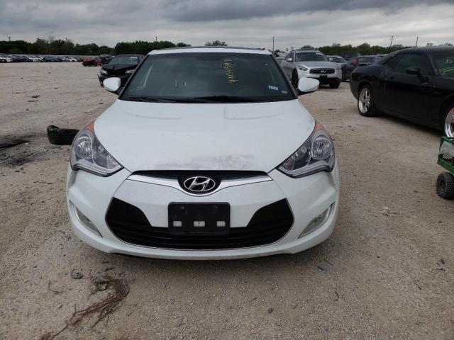 Photo 4 VIN: KMHTC6AD0GU292059 - HYUNDAI VELOSTER 