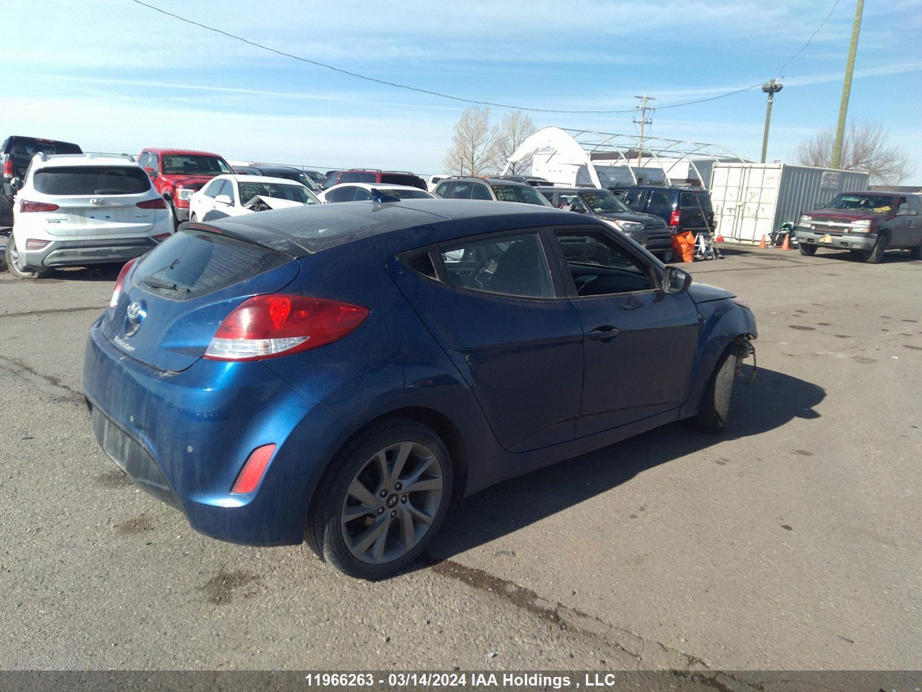 Photo 3 VIN: KMHTC6AD0GU297374 - HYUNDAI VELOSTER 