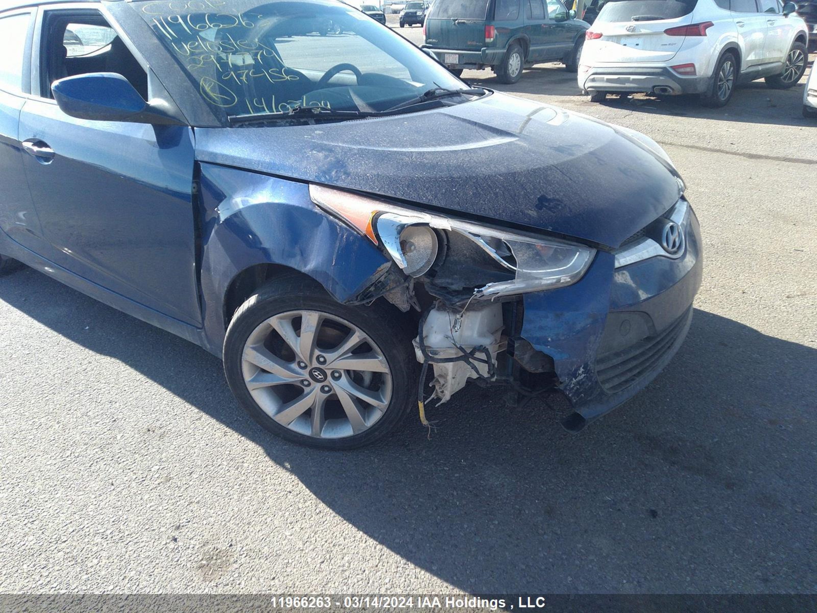 Photo 5 VIN: KMHTC6AD0GU297374 - HYUNDAI VELOSTER 