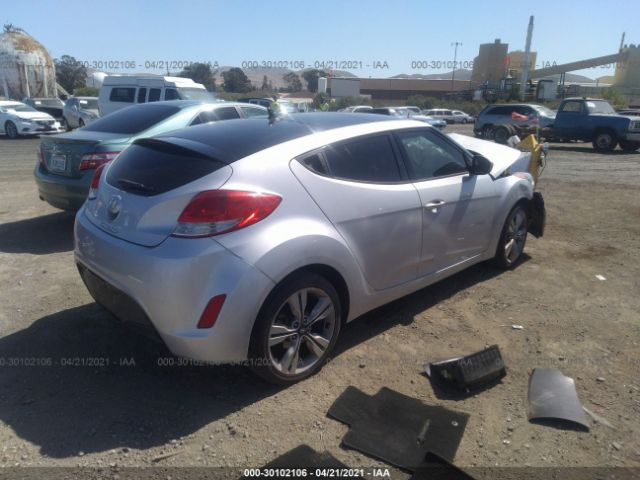 Photo 3 VIN: KMHTC6AD0GU300368 - HYUNDAI VELOSTER 