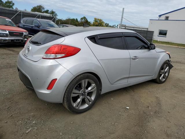 Photo 2 VIN: KMHTC6AD0GU302234 - HYUNDAI VELOSTER 