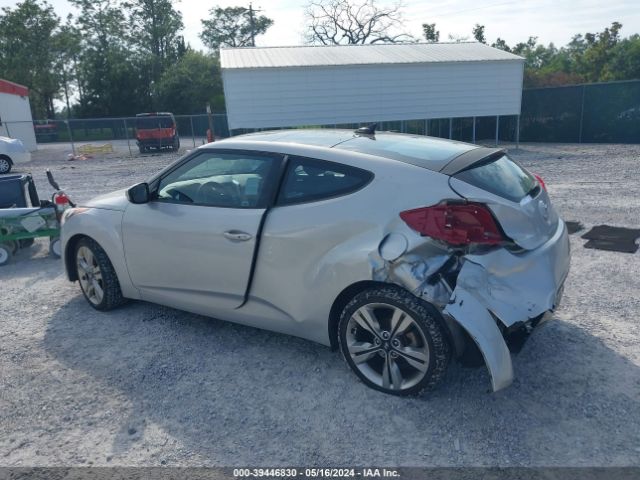 Photo 2 VIN: KMHTC6AD0HU314062 - HYUNDAI VELOSTER 