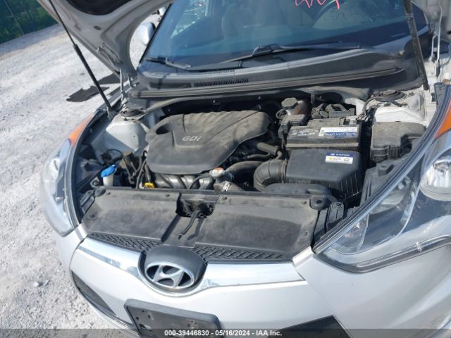 Photo 9 VIN: KMHTC6AD0HU314062 - HYUNDAI VELOSTER 