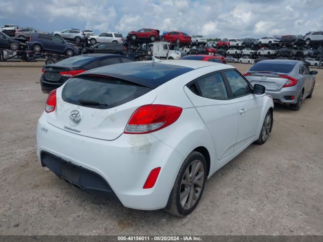 Photo 3 VIN: KMHTC6AD0HU315048 - HYUNDAI VELOSTER 