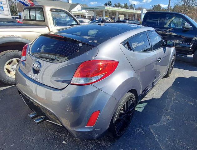 Photo 3 VIN: KMHTC6AD0HU317379 - HYUNDAI VELOSTER 