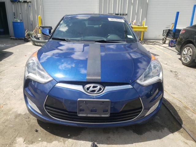 Photo 4 VIN: KMHTC6AD0HU317656 - HYUNDAI VELOSTER 