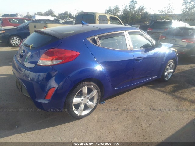 Photo 3 VIN: KMHTC6AD1CU020694 - HYUNDAI VELOSTER 