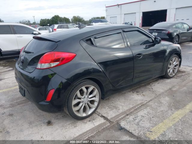 Photo 3 VIN: KMHTC6AD1CU041321 - HYUNDAI VELOSTER 