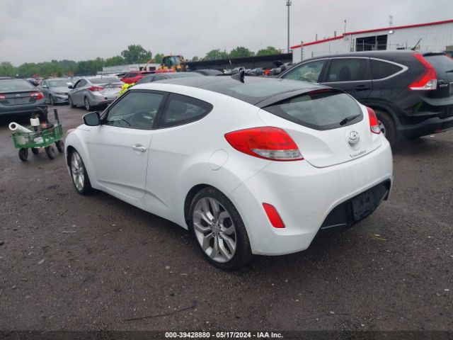 Photo 2 VIN: KMHTC6AD1CU060807 - HYUNDAI VELOSTER 