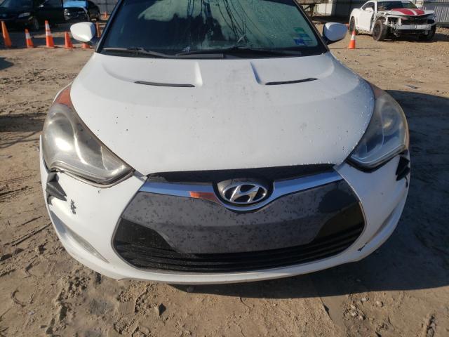 Photo 8 VIN: KMHTC6AD1CU065456 - HYUNDAI VELOSTER 