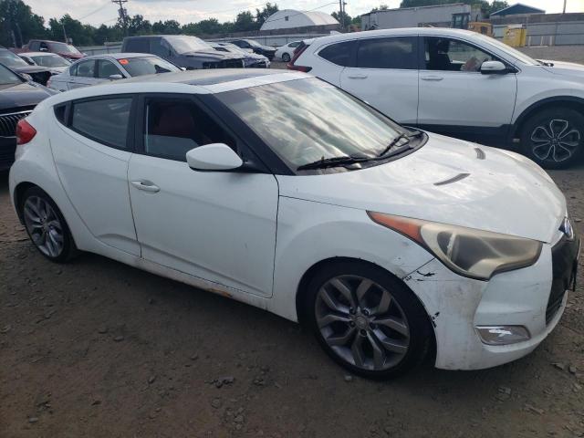 Photo 3 VIN: KMHTC6AD1CU073640 - HYUNDAI VELOSTER 