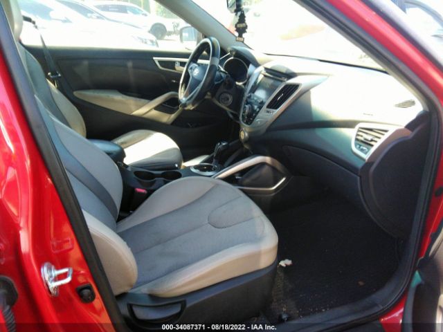 Photo 4 VIN: KMHTC6AD1CU079504 - HYUNDAI VELOSTER 