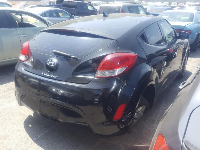 Photo 3 VIN: KMHTC6AD1DU095672 - HYUNDAI VELOSTER 