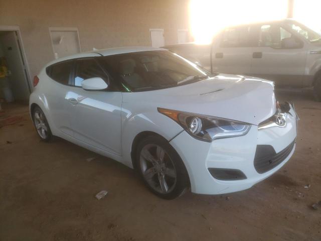 Photo 3 VIN: KMHTC6AD1DU122448 - HYUNDAI VELOSTER 