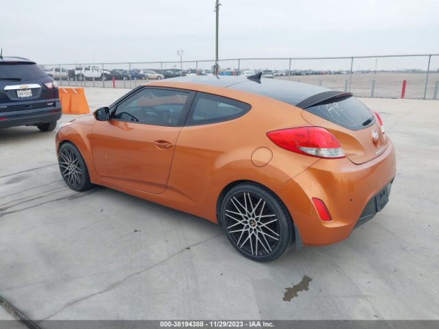 Photo 2 VIN: KMHTC6AD1DU125060 - HYUNDAI VELOSTER 