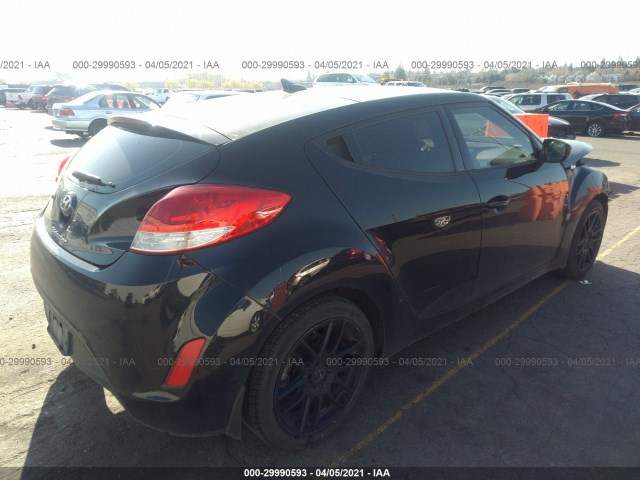 Photo 3 VIN: KMHTC6AD1DU128508 - HYUNDAI VELOSTER 