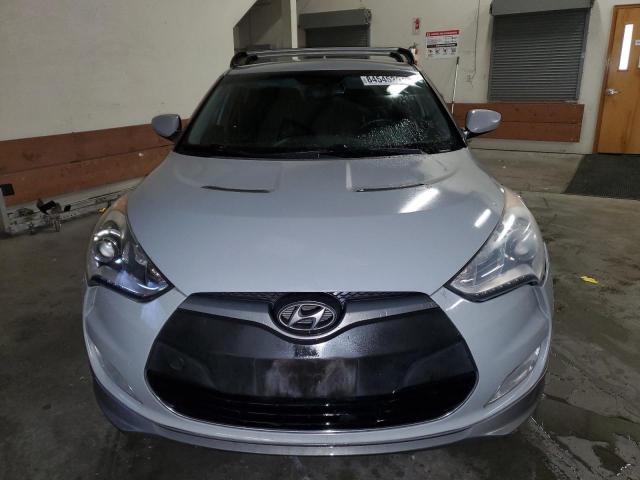 Photo 4 VIN: KMHTC6AD1DU137970 - HYUNDAI VELOSTER 