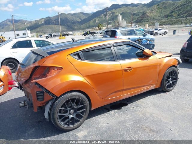 Photo 3 VIN: KMHTC6AD1DU151108 - HYUNDAI VELOSTER 