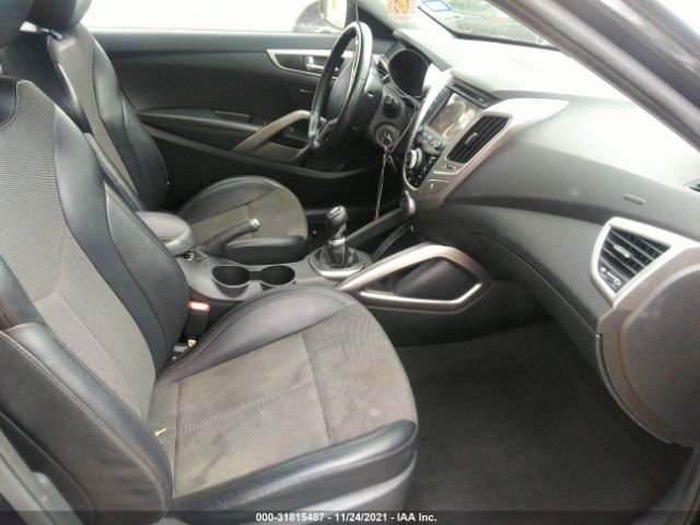 Photo 4 VIN: KMHTC6AD1DU171648 - HYUNDAI VELOSTER 