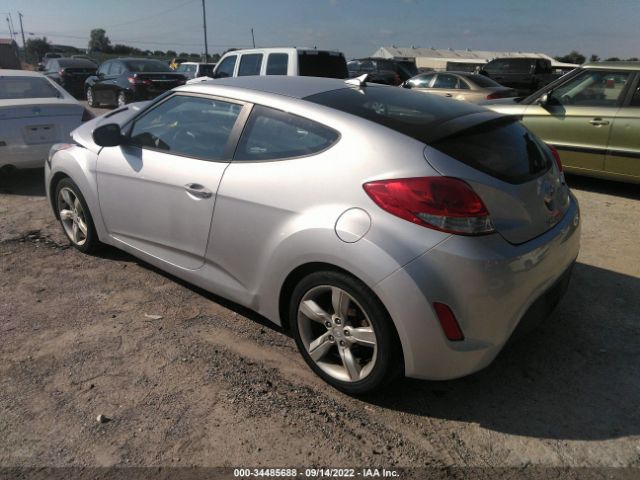 Photo 2 VIN: KMHTC6AD1FU225632 - HYUNDAI VELOSTER 