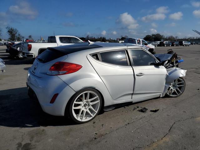 Photo 2 VIN: KMHTC6AD1FU234556 - HYUNDAI VELOSTER 