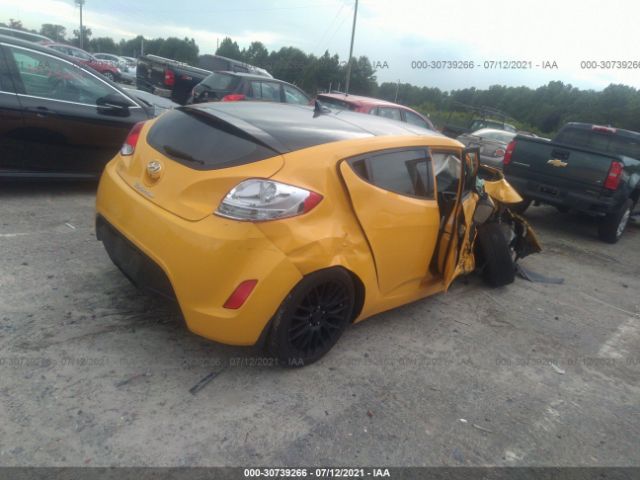 Photo 3 VIN: KMHTC6AD1FU237165 - HYUNDAI VELOSTER 