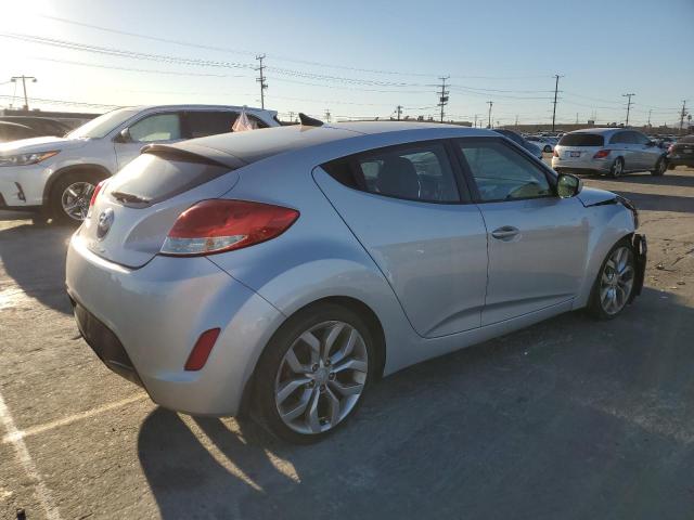 Photo 2 VIN: KMHTC6AD1FU243192 - HYUNDAI VELOSTER 