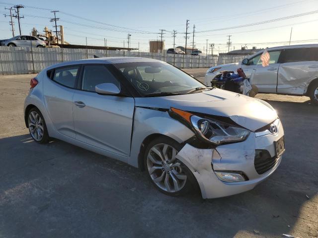 Photo 3 VIN: KMHTC6AD1FU243192 - HYUNDAI VELOSTER 