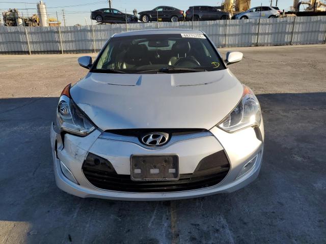 Photo 4 VIN: KMHTC6AD1FU243192 - HYUNDAI VELOSTER 