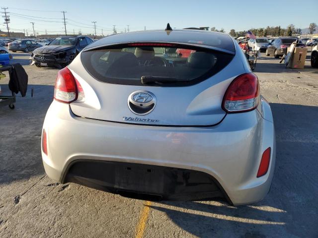 Photo 5 VIN: KMHTC6AD1FU243192 - HYUNDAI VELOSTER 