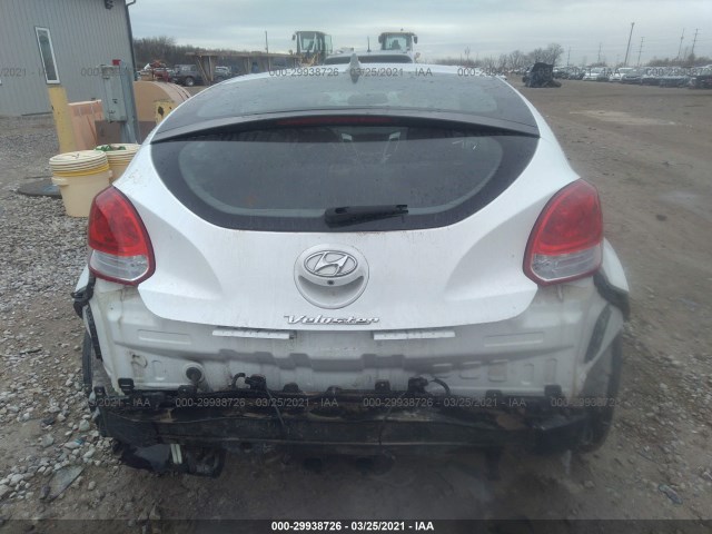 Photo 5 VIN: KMHTC6AD1GU248538 - HYUNDAI VELOSTER 