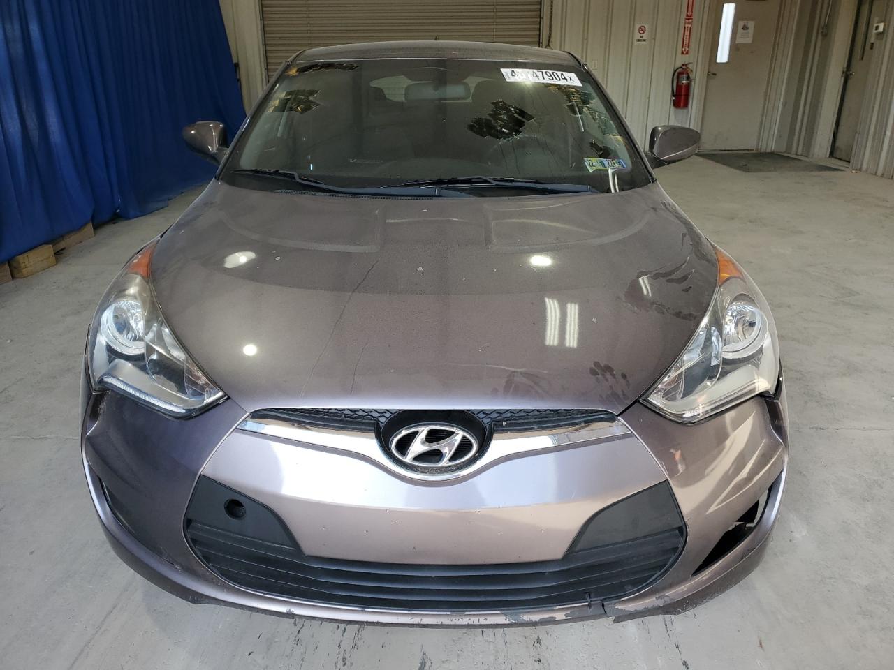 Photo 4 VIN: KMHTC6AD1GU249110 - HYUNDAI VELOSTER 