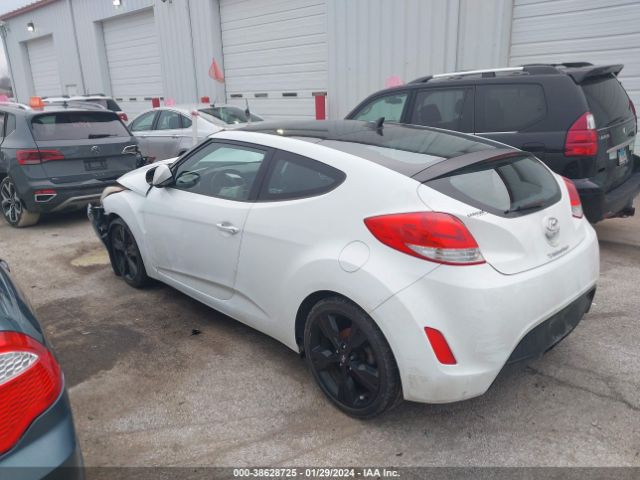 Photo 2 VIN: KMHTC6AD1GU259166 - HYUNDAI VELOSTER 