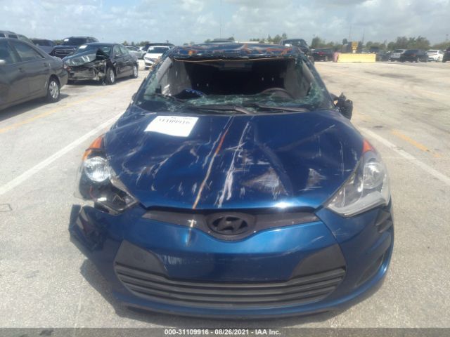 Photo 5 VIN: KMHTC6AD1GU270233 - HYUNDAI VELOSTER 