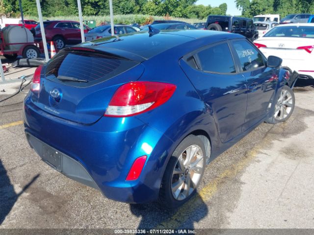 Photo 3 VIN: KMHTC6AD1GU277358 - HYUNDAI VELOSTER 