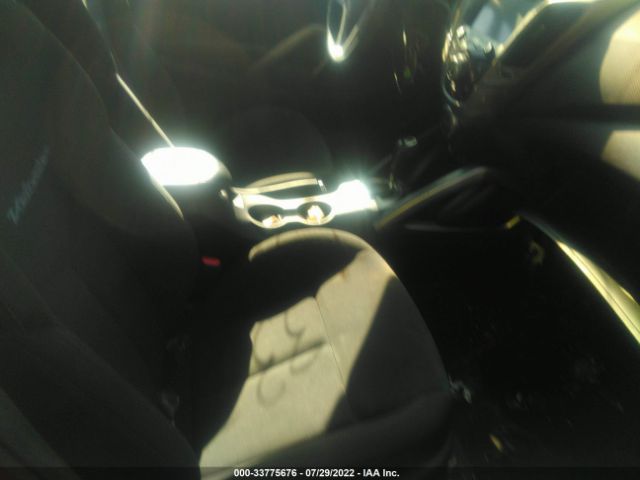 Photo 4 VIN: KMHTC6AD1GU277523 - HYUNDAI VELOSTER 