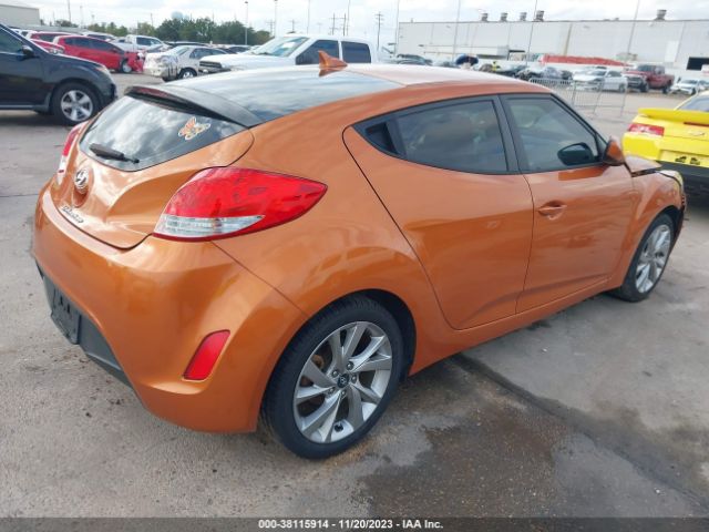 Photo 3 VIN: KMHTC6AD1GU281586 - HYUNDAI VELOSTER 