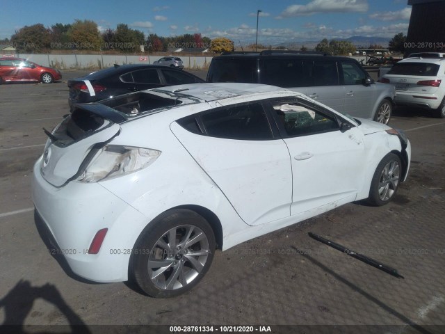 Photo 3 VIN: KMHTC6AD1GU292328 - HYUNDAI VELOSTER 